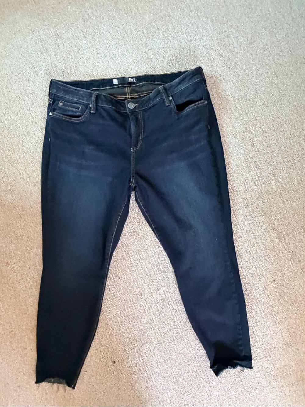 KUT From The Kloth Connie Women’s 18W Black Ankle Skinny Jeans Raw Hem - Picture 8 of 8